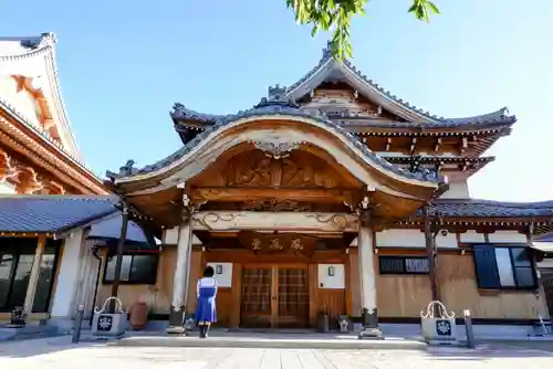 立圓寺の本殿・本堂