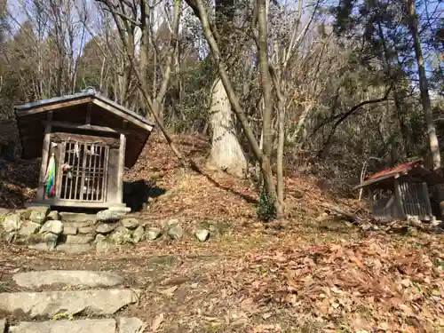 粟野神社の本殿・本堂