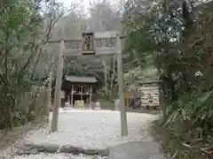 とんとん神社の鳥居