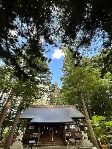 山家神社の本殿