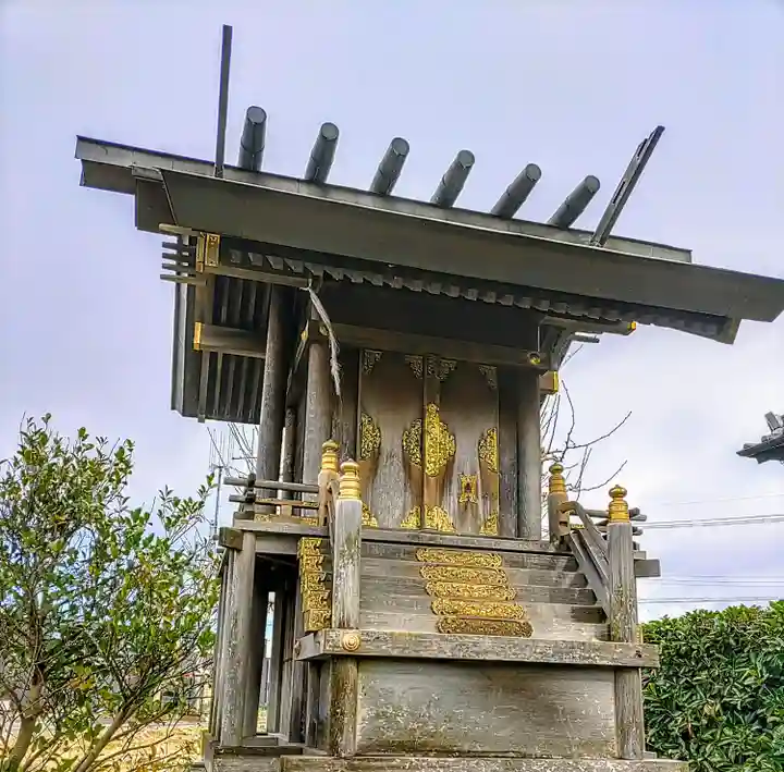 白山社の本殿・本堂