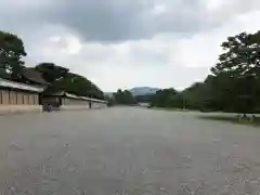 嚴島神社 (京都御苑)の建物その他