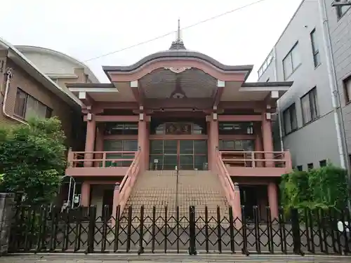 蓮泉寺の本殿・本堂