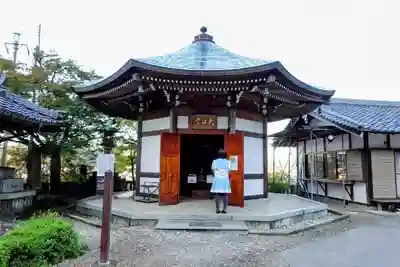 関善光寺の本殿