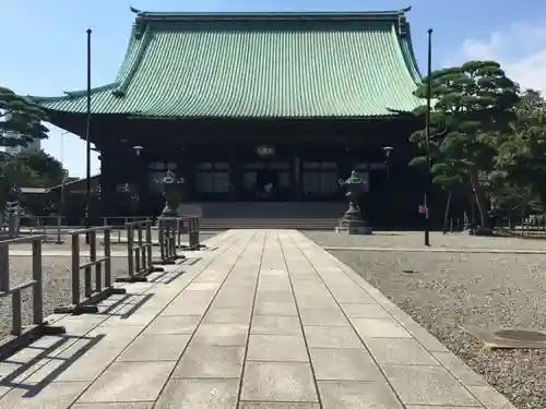 護国寺の本殿・本堂