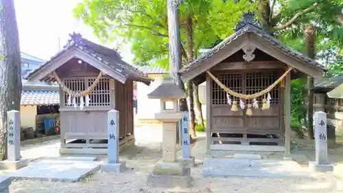 神明神社（箕輪神明神社）の末社・摂社