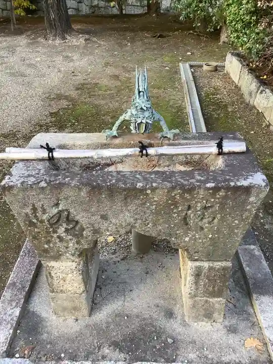 津島神社の手水舎