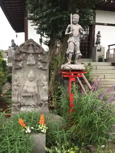 岩槻大師彌勒密寺の像