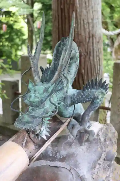 山中諏訪神社(山梨県)