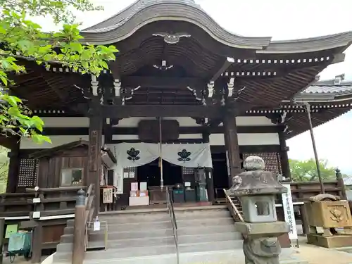 安居神社の本殿・本堂