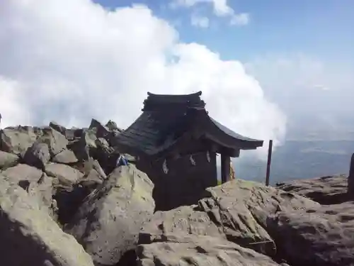 岩木山神社奥宮の本殿