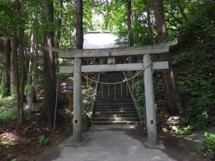白瀑神社(秋田県)