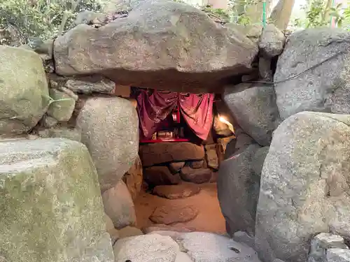 天開稲荷社の本殿・本堂