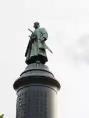 靖國神社の像