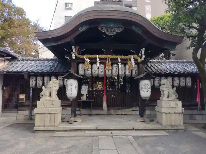 御所八幡宮の本殿・本堂
