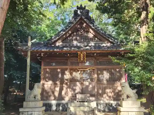 尾津神社（戸津）の本殿・本堂