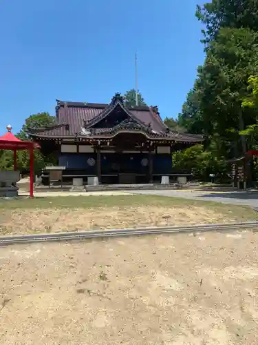 龍泉寺の本殿