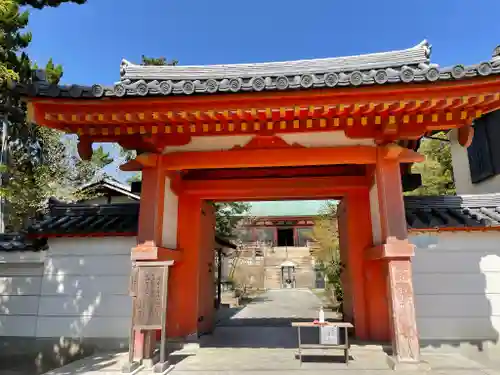 太山寺の山門・神門