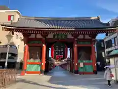 浅草寺の山門