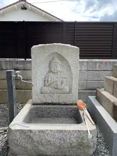 東勝寺の手水舎