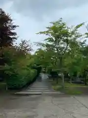 会津薬師寺の庭園