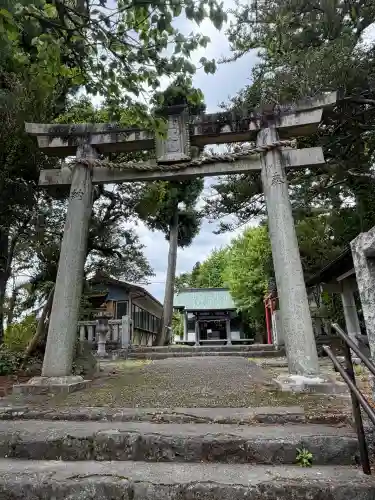 高尾山穂見神社の{uncategorized: "未分類", other: "その他", undefined: "問題あり", building: "その他建物", grave: "お墓", sacred_gate: "鳥居", guardian: "狛犬", statue: "像", buddha: "仏像", history: "歴史", nature: "自然", garden: "庭園", animal: "動物", pagoda: "塔", temizu: "手水舎", mountain_gate: "山門・神門", sanctuary: "本殿・本堂", subordinate: "末社・摂社", art: "芸術", scenery: "景色", jizo: "地蔵", ema: "絵馬", goshuin: "御朱印", omikuji: "おみくじ", items: "授与品その他", amulet: "お守り", goshuincho: "御朱印帳", eats: "食事", festival: "お祭り", votive_dance: "神楽", shichigosan: "七五三参", wedding: "結婚式", experience: "体験その他", initially: "初詣", around: "周辺", anti_infection: "感染症対策"}
