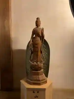 成身院　百体観音堂（さざえ堂）(埼玉県)