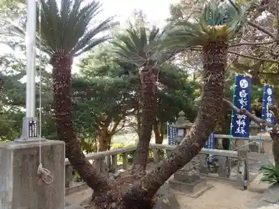 白沙八幡神社の庭園