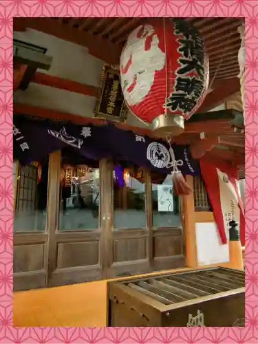 豊受稲荷本宮の{uncategorized: "未分類", other: "その他", undefined: "問題あり", building: "その他建物", grave: "お墓", sacred_gate: "鳥居", guardian: "狛犬", statue: "像", buddha: "仏像", history: "歴史", nature: "自然", garden: "庭園", animal: "動物", pagoda: "塔", temizu: "手水舎", mountain_gate: "山門・神門", sanctuary: "本殿・本堂", subordinate: "末社・摂社", art: "芸術", scenery: "景色", jizo: "地蔵", ema: "絵馬", goshuin: "御朱印", omikuji: "おみくじ", items: "授与品その他", amulet: "お守り", goshuincho: "御朱印帳", eats: "食事", festival: "お祭り", votive_dance: "神楽", shichigosan: "七五三参", wedding: "結婚式", experience: "体験その他", initially: "初詣", around: "周辺", anti_infection: "感染症対策"}