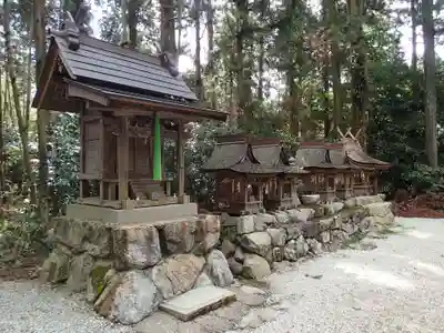高鴨神社の末社・摂社