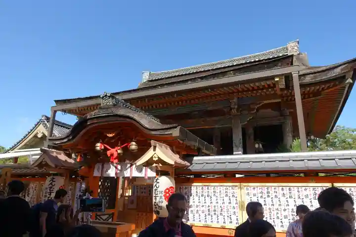 地主神社の本殿・本堂