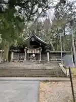 諏訪大社上社前宮の本殿・本堂