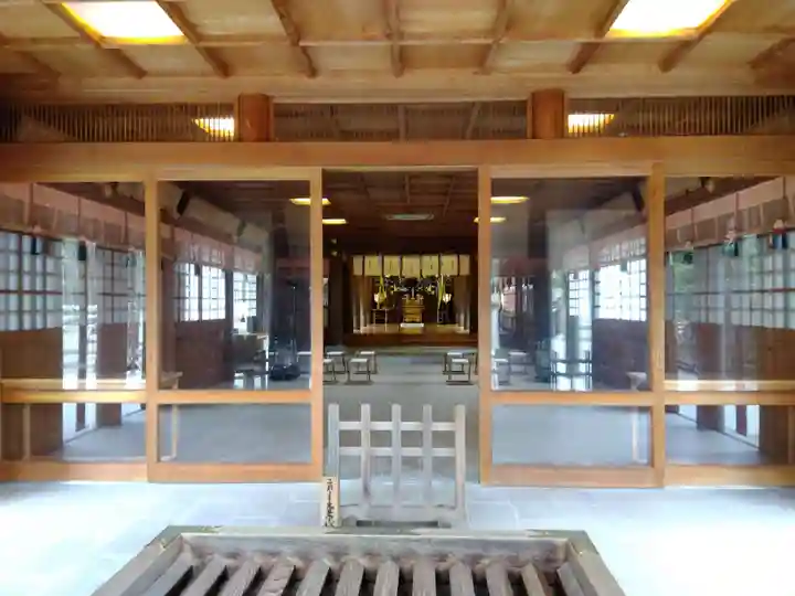 射水神社の本殿・本堂