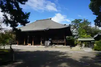 西大寺の本殿・本堂