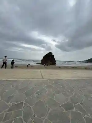 稲佐の浜 弁天島(島根県)