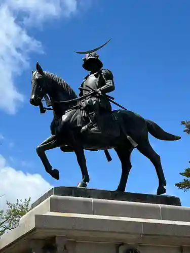 宮城縣護國神社の像