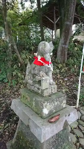 斗瑩稲荷神社の狛犬