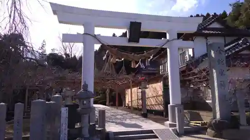 金蛇水神社の鳥居