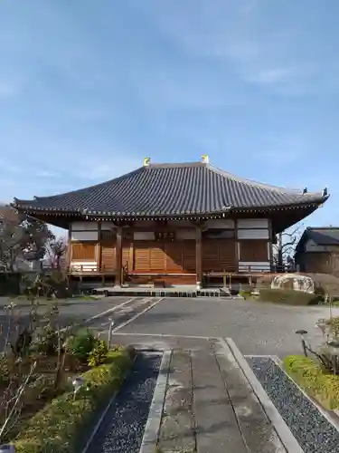 満宝寺の本殿・本堂