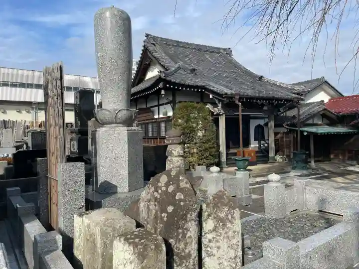 伝法寺の{uncategorized: "未分類", other: "その他", undefined: "問題あり", building: "その他建物", grave: "お墓", sacred_gate: "鳥居", guardian: "狛犬", statue: "像", buddha: "仏像", history: "歴史", nature: "自然", garden: "庭園", animal: "動物", pagoda: "塔", temizu: "手水舎", mountain_gate: "山門・神門", sanctuary: "本殿・本堂", subordinate: "末社・摂社", art: "芸術", scenery: "景色", jizo: "地蔵", ema: "絵馬", goshuin: "御朱印", omikuji: "おみくじ", items: "授与品その他", amulet: "お守り", goshuincho: "御朱印帳", eats: "食事", festival: "お祭り", votive_dance: "神楽", shichigosan: "七五三参", wedding: "結婚式", experience: "体験その他", initially: "初詣", around: "周辺", anti_infection: "感染症対策"}