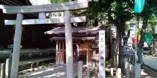 若宮八幡社の鳥居