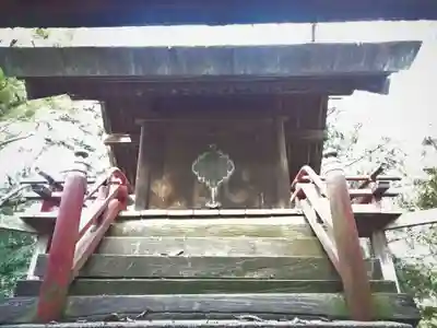 伊奈良神社の本殿・本堂