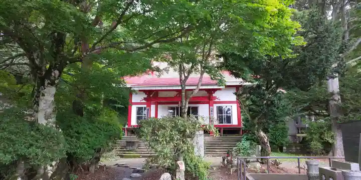 日輪寺の本殿・本堂