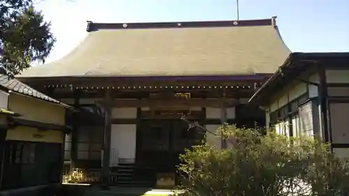 山の寺の本殿・本堂