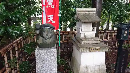 亀ケ池八幡宮の末社・摂社
