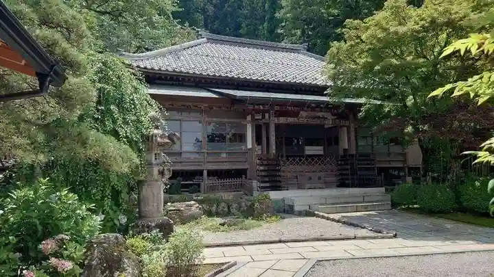 大渕寺の本殿・本堂