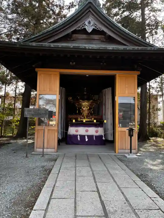 竹駒神社の{uncategorized: "未分類", other: "その他", undefined: "問題あり", building: "その他建物", grave: "お墓", sacred_gate: "鳥居", guardian: "狛犬", statue: "像", buddha: "仏像", history: "歴史", nature: "自然", garden: "庭園", animal: "動物", pagoda: "塔", temizu: "手水舎", mountain_gate: "山門・神門", sanctuary: "本殿・本堂", subordinate: "末社・摂社", art: "芸術", scenery: "景色", jizo: "地蔵", ema: "絵馬", goshuin: "御朱印", omikuji: "おみくじ", items: "授与品その他", amulet: "お守り", goshuincho: "御朱印帳", eats: "食事", festival: "お祭り", votive_dance: "神楽", shichigosan: "七五三参", wedding: "結婚式", experience: "体験その他", initially: "初詣", around: "周辺", anti_infection: "感染症対策"}