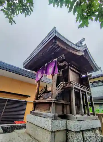 港楽神社の本殿・本堂