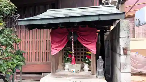 等持院東町地蔵尊の本殿・本堂