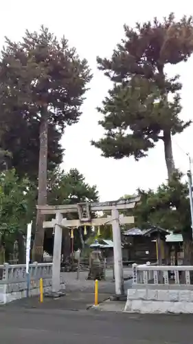 八幡神社月夜見神社の鳥居